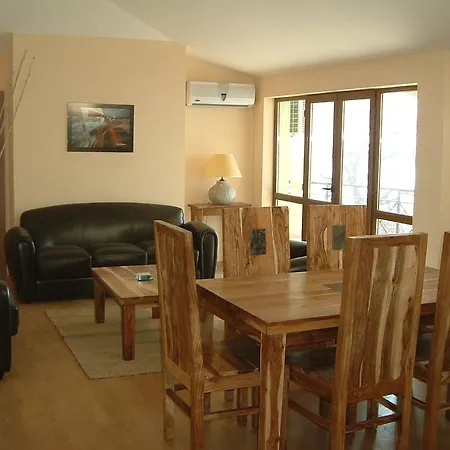 Apartament House Bałczik